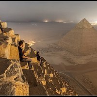Russians climbed to the top of the Great Pyramid of Giza