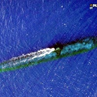 Submerged submarine 