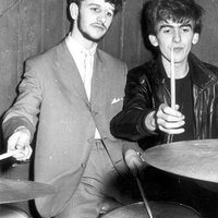 Young Ringo and George