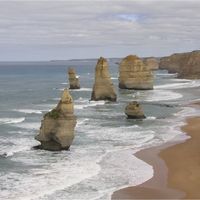 12 apostles out of the mist