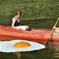 Rowing with an omelet