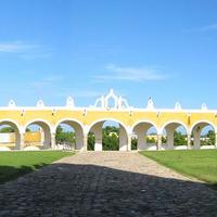 Izamal (Yucatan, Mexico, 2005)