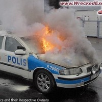 HOTTED UP POLICE CAR