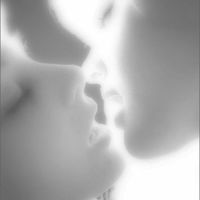 kiss...