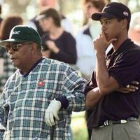 Tiger Woods' Dad Earl Dies