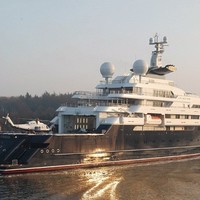 Paul Allen's yacht>