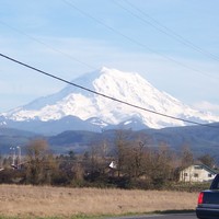 picture of mt rainer looking from Orting 2007