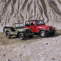 WWII & modern Jeep - family resemblence