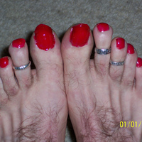 nice red toenails