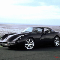 Sex on wheels - TVR Tuscan S