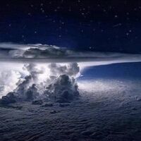 Over the Pacific - photo by Santiago Borja
