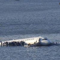 Is this not a reasonable  place to park? Jet crashes into Hudson River, New York