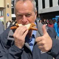 Bill Shorten shows how it's done