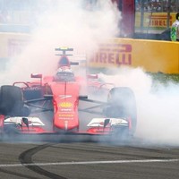 Ferrari spins out; 2015 Canadian GP