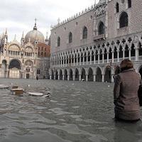 venice is underwater after worst floods in 25 years