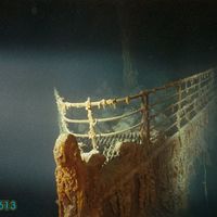 Underwater prow of Titanic