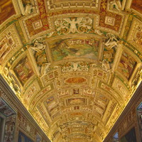 Inside the vatican museums (1)