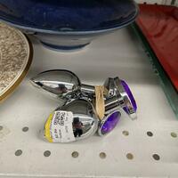 Bargain décor set at good will