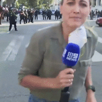 Australian reporter shot at close range by LAPD