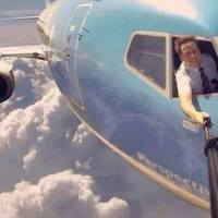 Plane selfie