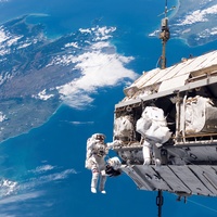 STS 116 spacewalk over New Zealand