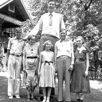 Robert Wadlow, world's tallest man