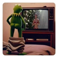 Kermie busts a nut