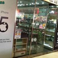 iPhone 5 is released with an honest advertising campaign