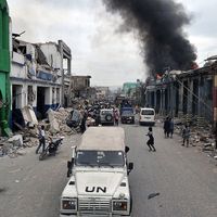 UN patrol after Haiti earthquake