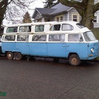 VW sky / limo bus....thingy