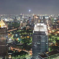 Bangkok by night (when it's not on fire)