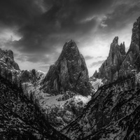 Empire by Thomas De Franzoni
