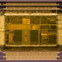 Naked chips - inside an Intel 80486DX2/66 CPU