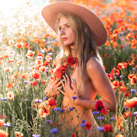 poppies by Valentinas Tuukas